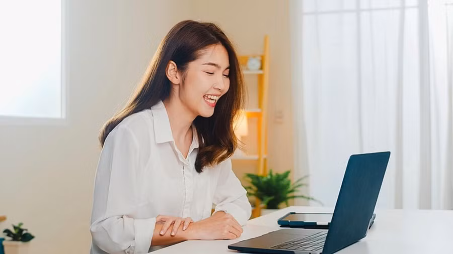 Phụ nữ hiện đại tập trung vào việc phát triển bản thân và mở rộng mạng lưới bạn bè. (Ảnh: ITN).