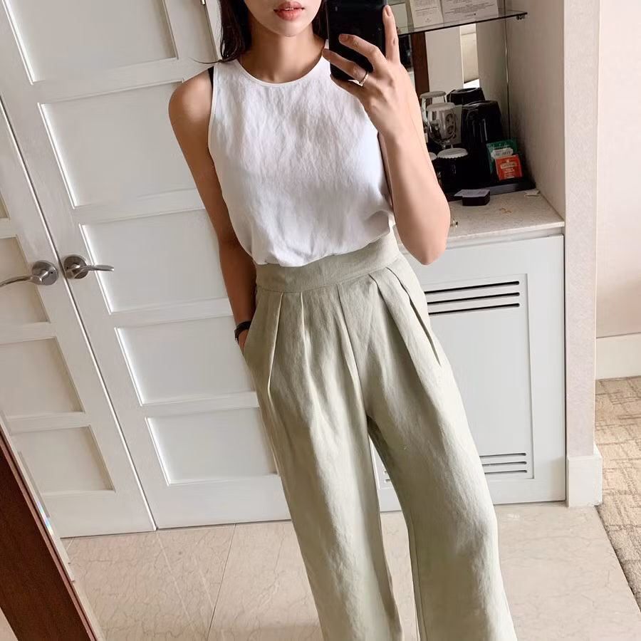 15 cách mix áo hai dây xinh lung linh ảnh 13 Empty