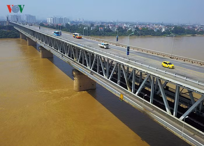 cần 195 tỷ đồng để "giải cứu" mặt cầu thăng long: việc không dễ hình 3 can 195 ty dong de "giai cuu" mat cau thang long: viec khong de hinh 3