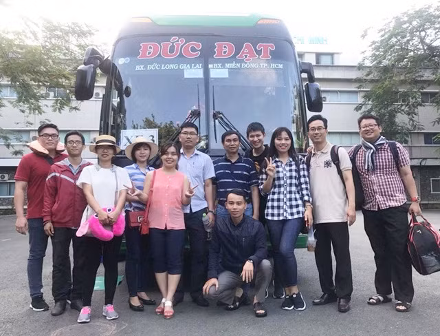 Cán bộ làm nhiệm vụ kỳ thi THPT Quốc gia 2018 của Trường ĐH Nông Lâm TPHCM lên đường đi Gia Lai làm nhiệm vụ