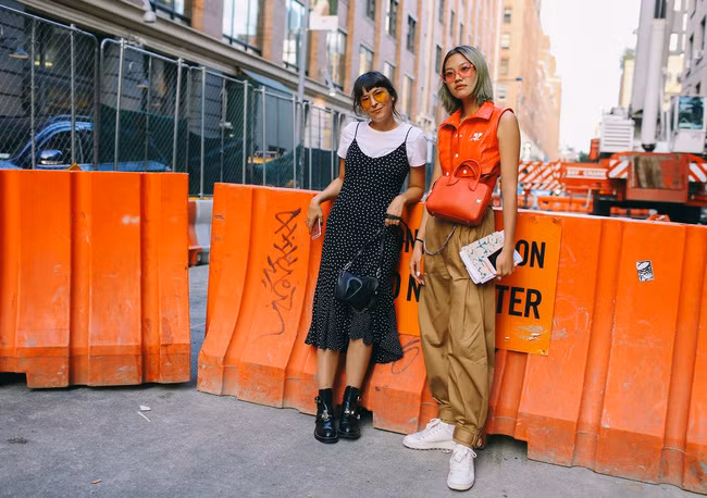 Phong cách phóng khoáng, thực tế ăn sâu vào máu giới mộ điệu thời trang tại NYFW ảnh 2 Phong cách phóng khoáng, thực tế ăn sâu vào máu giới mộ điệu thời trang tại NYFW ảnh 2
