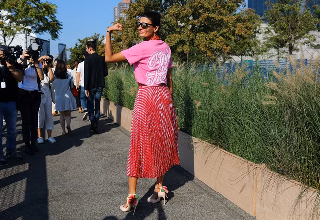 Phong cách phóng khoáng, thực tế ăn sâu vào máu giới mộ điệu thời trang tại NYFW ảnh 16 Phong cách phóng khoáng, thực tế ăn sâu vào máu giới mộ điệu thời trang tại NYFW ảnh 16