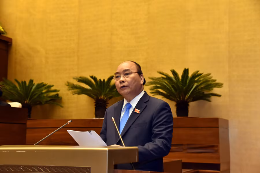 Thủ tướng Nguyễn Xuân Phúc trả lời chất vấn của các đại biểu Quốc hội chiều ngày 1/11. Ảnh: Lâm Hiển Thủ tướng Nguyễn Xuân Phúc trả lời chất vấn của các đại biểu Quốc hội chiều ngày 1/11. Ảnh: Lâm Hiển