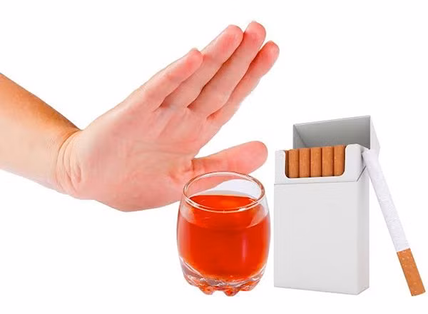 10 thói quen tai hại khiến bạn ngày càng già nua, mặt đầy nếp nhăn ảnh 3 10 thoi quen tai hai khien ban ngay cang gia nua, mat day nep nhan - 4