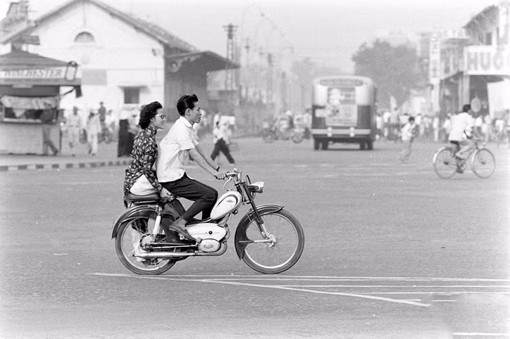  Nếu di chuyển trên một quãng đường dài thì kiểu ngồi này sẽ rất mỏi.