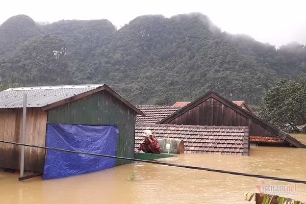 Nhờ sáng tạo này, dân Quảng Bình không phải lên núi trú ẩn khi lũ ập