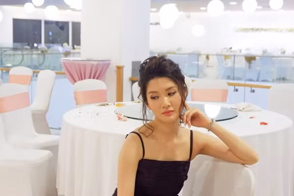 Ngỡ ngàng với diện mạo xinh đẹp của các ái nữ nhà sao Việt: Toàn là những mỹ nhân hàng đầu, sở hữu cuộc sống sang chảnh ai cũng ghen tị-16