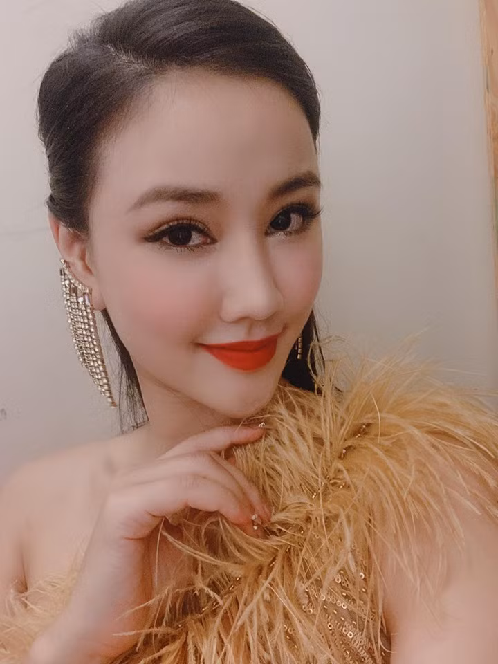 Vợ cũ của Quốc trong 