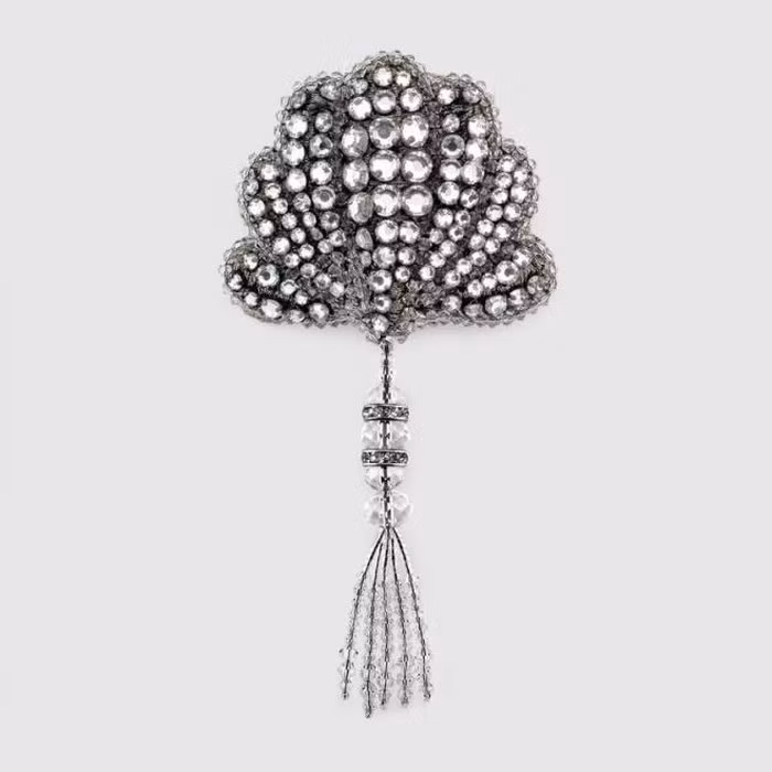 Cận cảnh bộ sưu tập cài áo hàng hiệu của Trấn Thành ảnh 10 Cận cảnh bộ sưu tập cài áo hàng hiệu của Trấn Thành ảnh 10