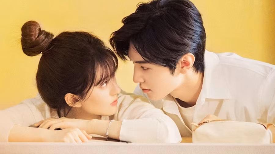 Nếu anh ấy chia sẻ những kỷ niệm thời thơ ấu với bạn, đó có thể là dấu hiệu cho thấy anh ấy có tình cảm mãnh liệt với bạn. (Ảnh: ITN)
