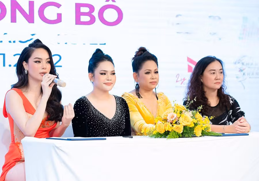 Ban tổ chức cuộc thi Hoa hậu Du lịch Đồng bằng Sông Cửu Long 2022. 