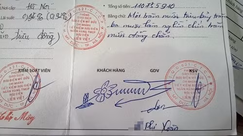Ký tên đậm chất hoa cỏ mùa xuân.
