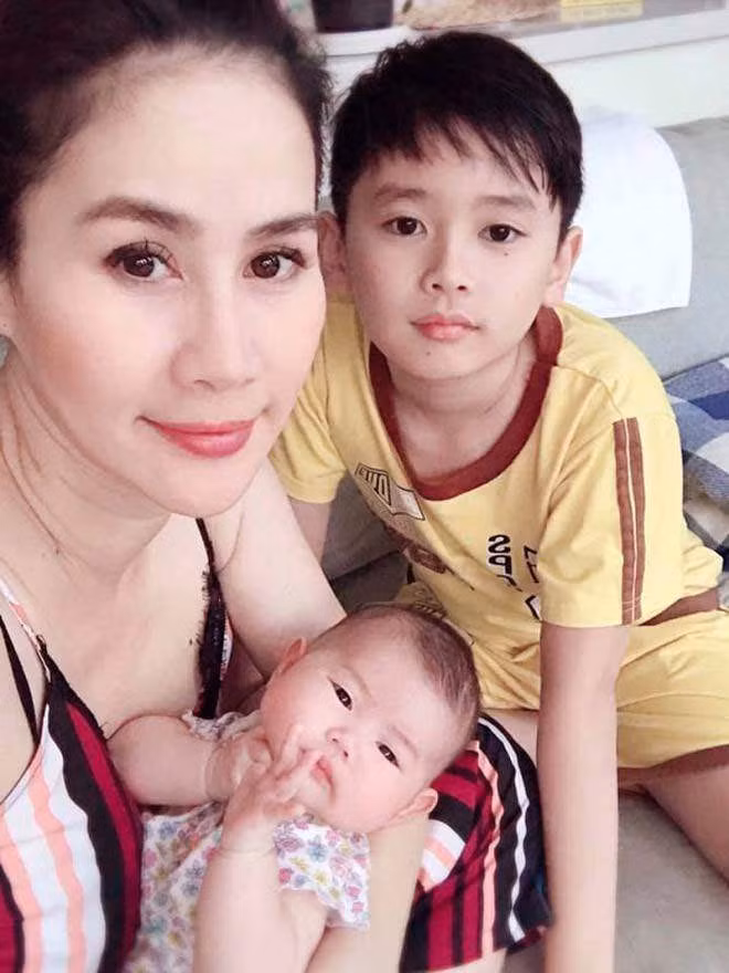 lien tuc bi hoi danh tinh cha cua con gai, me don than than thuy ha buc tuc dap tra - 6