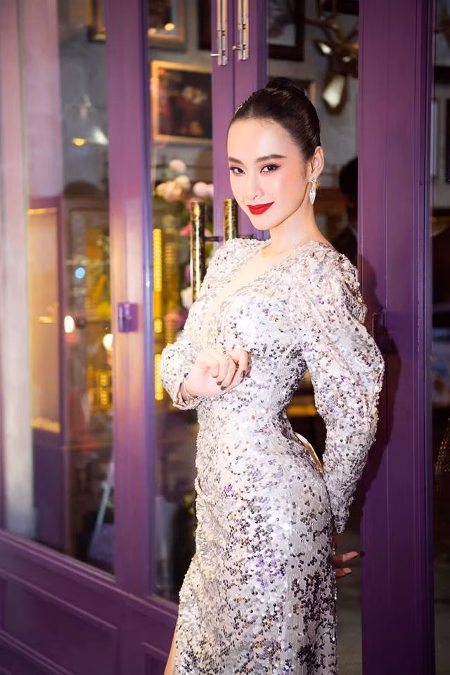 Angela Phương Trinh lộ ảnh gầy gò đến mức báo động sau thời gian dài tạm trốn showbiz