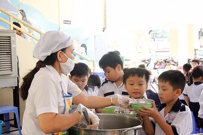 Dự án Bữa ăn Học đường được triển khai đến tỉnh Quảng Ngãi ảnh 2