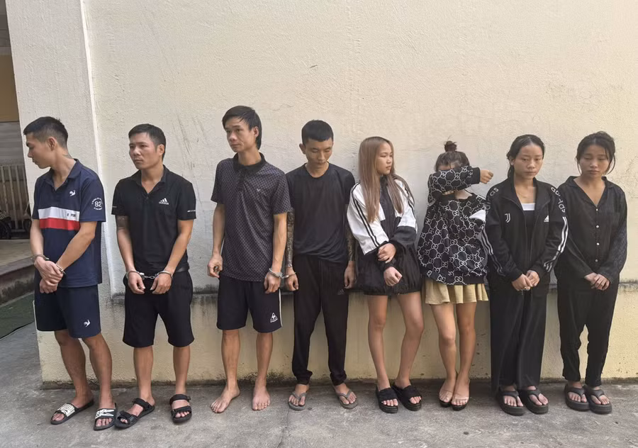 Các nghi phạm bị lực lượng công an bắt giữ. Ảnh: CATH.