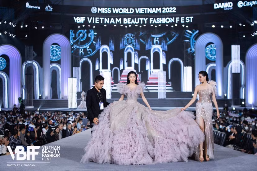 Hành trình đến Miss World Vietnam 2022 của nữ sinh đẹp tựa "thần tiên tỉ tỉ" ảnh 5