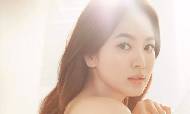 Bat mi bi quyet gin giu ve dep khong tuoi cua Song Hye Kyo hinh anh 2