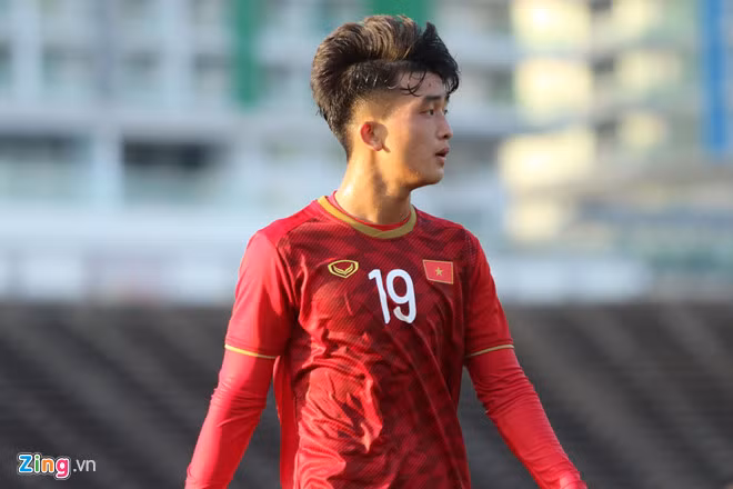 Tien dao 10X dien trai ghi ban thang cho doi tuyen U22 Viet Nam la ai? hinh anh 1