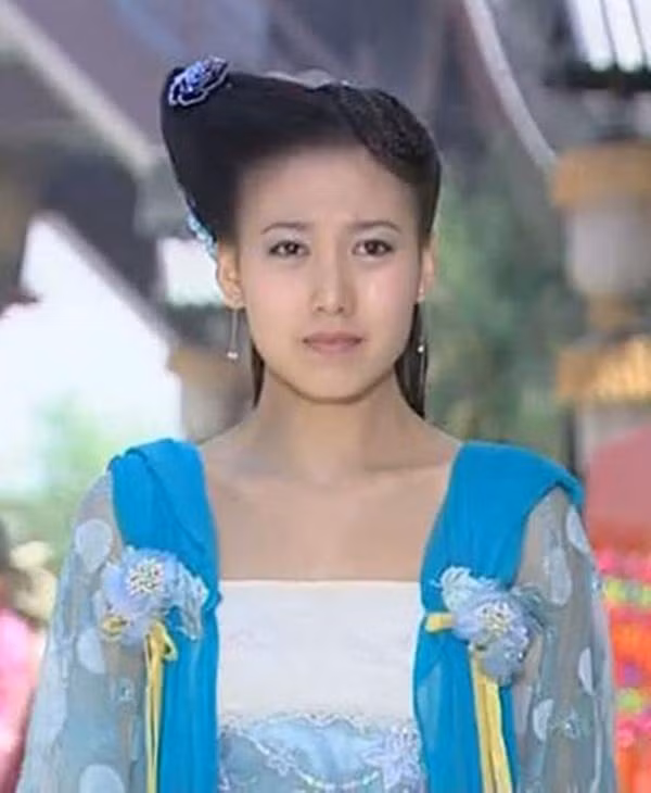 khong phai trieu vy, lam tam nhu, co gai to huu bang theo duoi suot 3 nam la nguoi nay - 3