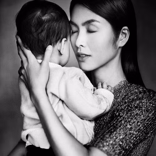 Dù đã lớn phổng phao, gương mặt của một loạt nhóc tì nhà sao Việt vẫn luôn là ẩn số-1
