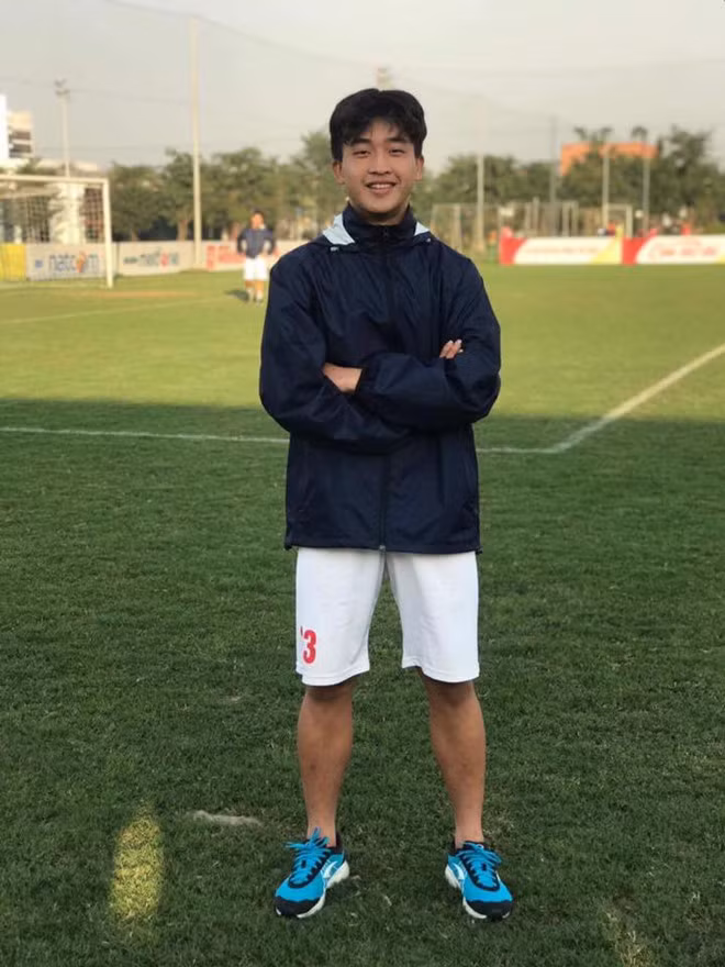 Tien dao 10X dien trai ghi ban thang cho doi tuyen U22 Viet Nam la ai? hinh anh 3