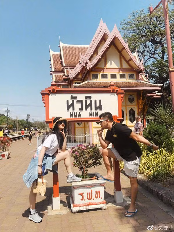 Cứ ngỡ Lưu Diệc Phi đẹp hoàn hảo, ai ngờ cô sở hữu đôi chân cơ bắp như này-6