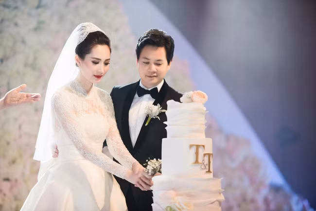 Không chỉ đẹp trai, gia thế khủng, em chồng Đặng Thu Thảo còn những bí mật thú vị ít ai biết-2