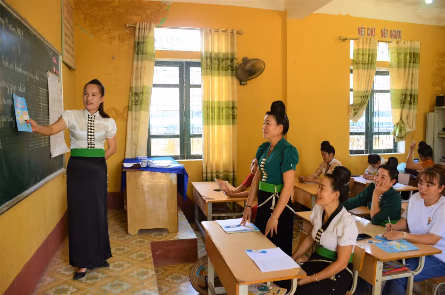Lớp học XMC được mở tại bản Huổi Chan 1, xã Mường Pồn năm 2023 (Ảnh: Hiền Nguyễn). Lớp học XMC được mở tại bản Huổi Chan 1, xã Mường Pồn năm 2023 (Ảnh: Hiền Nguyễn).