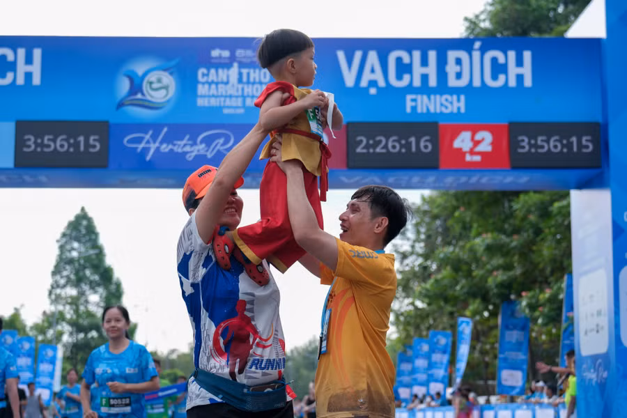 Hình ảnh tại Giải Marathon Quốc tế Di sản Cần Thơ.