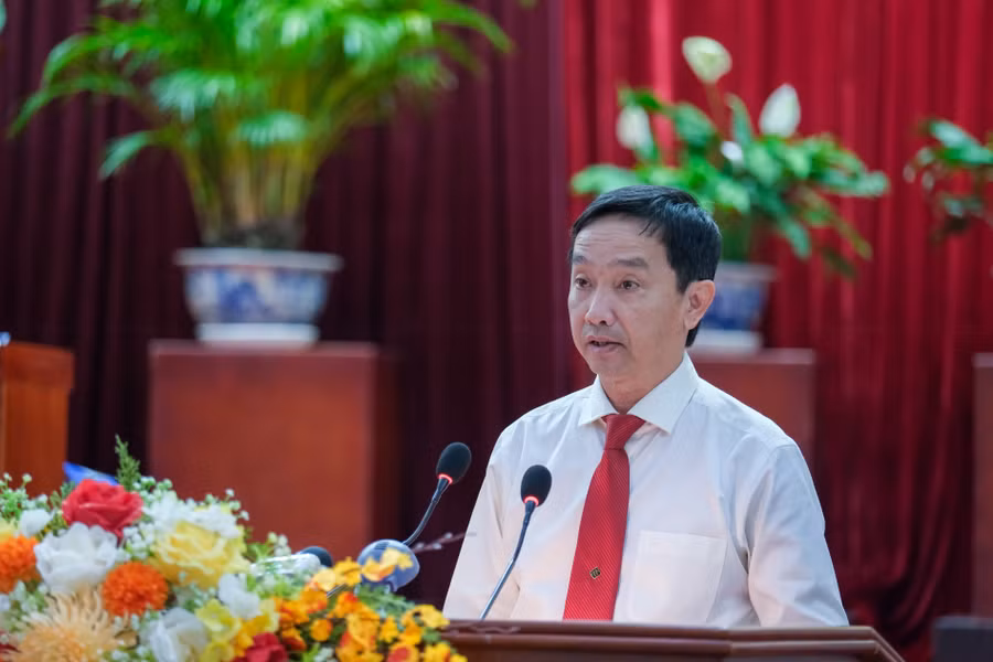 Ông Lê Tiến Dũng, Giám đốc Sở GTVT TP Cần Thơ thông tin dự án. Ông Lê Tiến Dũng, Giám đốc Sở GTVT TP Cần Thơ thông tin dự án.