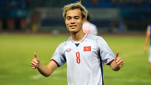 Văn Toàn: “Đối thủ lớn nhất của Việt Nam chính là… Việt Nam“