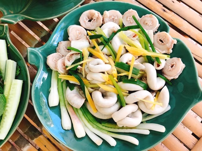 Bí quyết làm món lòng lợn hấp hành gừng trắng giòn, không bị hôi ảnh 2