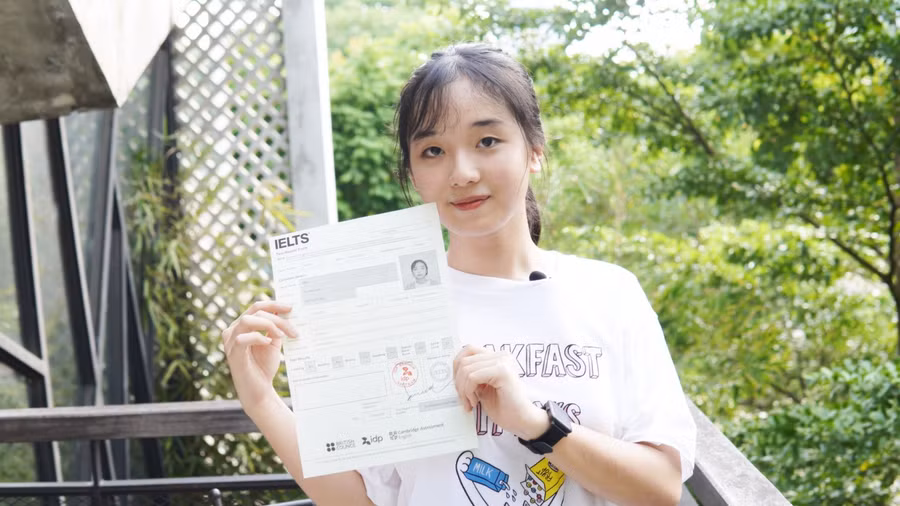Em Chu Mai Anh, học sinh trường THPT chuyên Nguyễn Huệ - Hà Nội học sinh IELTS Fighter đạt 8.0 IELTS
