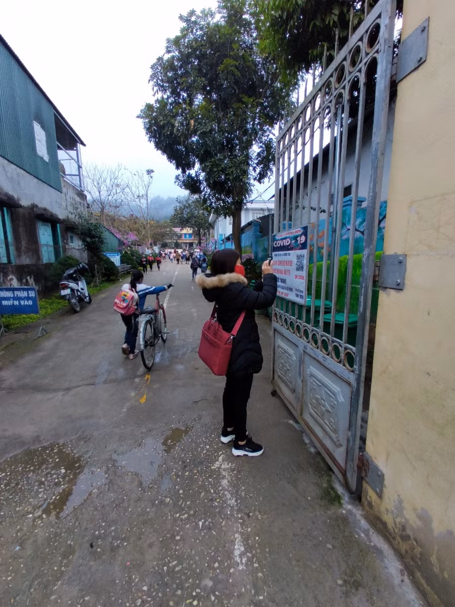 Thực hiện khai báo y tế