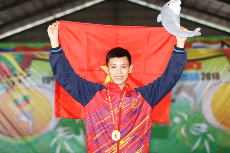 Uyên Phương huy chương vàng Vovinam hạng cân 57kg