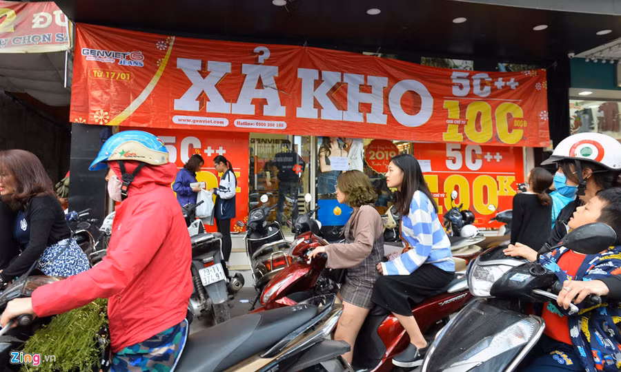 Long sàng đế vương độc nhất Việt Nam của tỷ phú Nam Định 