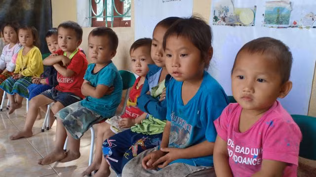 Gian nan “cõng chữ” qua cổng trời