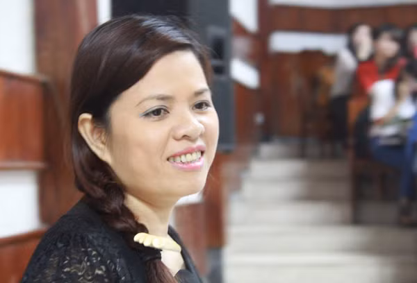 Vu-thu-huong-4896-1429325562.jpg