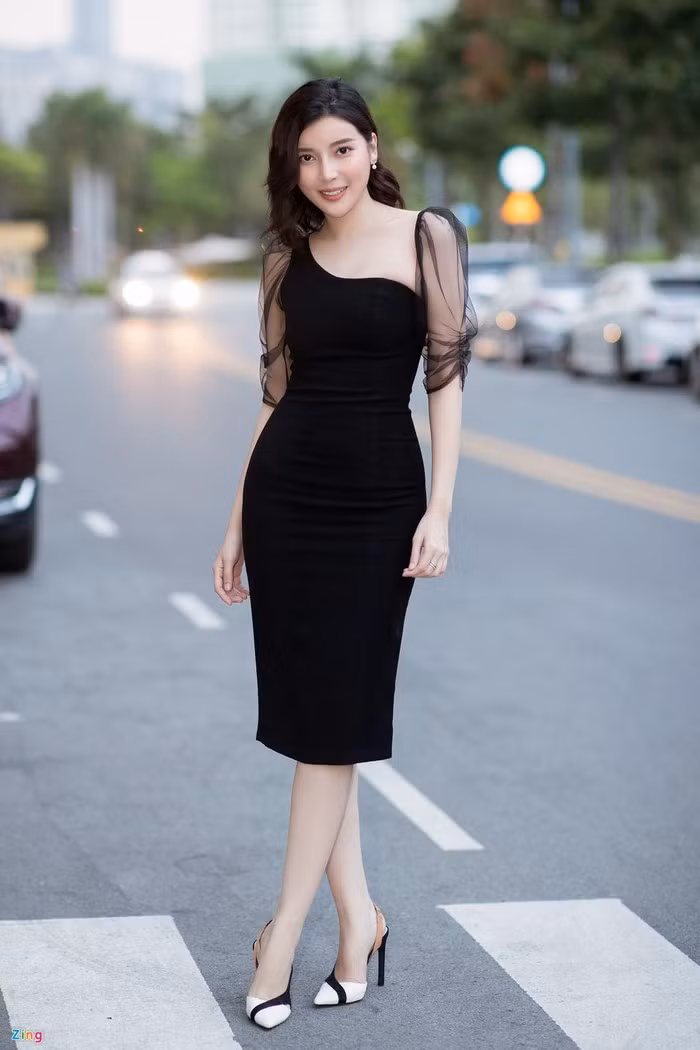Cao Thái Hà: "Ở nhà chục tỷ đồng, đi xe sang nhưng tôi không vui" ảnh 4