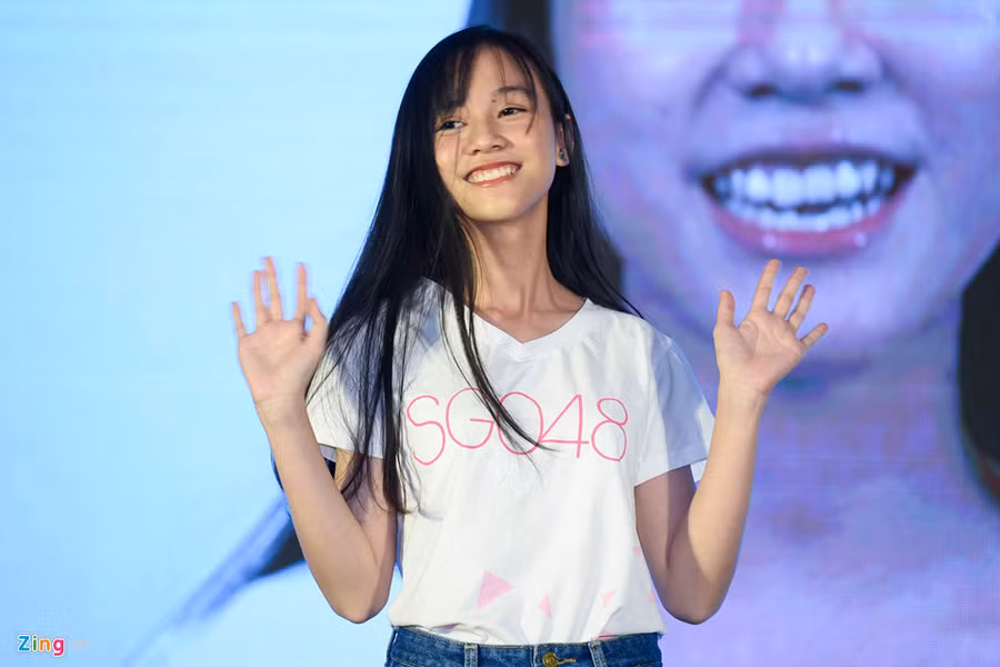 Nhan sắc các thành viên trong nhóm nhạc nữ đông nhất Việt Nam hình ảnh 5 Nhan sac cac thanh vien trong nhom nhac nu dong nhat Viet Nam hinh anh 5