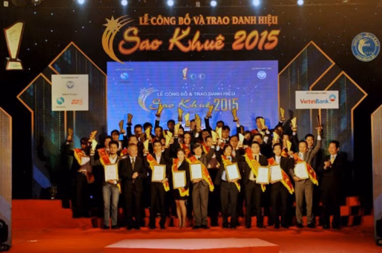 Lễ công bố và trao danh hiệu Sao Khuê 2015. Ảnh: ĐH Cần Thơ.
