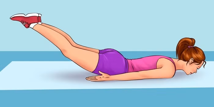 Đưa chân lên cao trong 30 giây nếu thực sự khó khăn, có thể bụng có vấn đề hoặc cột sống thấp hơn.