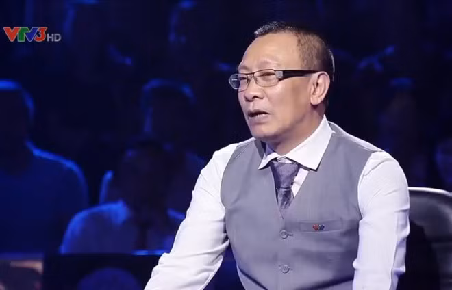 Nhà báo Lại Văn Sâm nghỉ hưu, ai sẽ là người dẫn chương trình Ai là triệu phú? ảnh 1 Ai là triệu phú là phiên bản tiếng Việt của gameshow nổi tiếng Who Wants to Be a Millionaire của Anh.