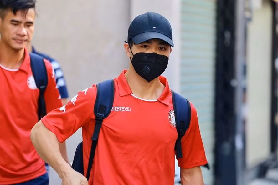 Công Phượng cùng TP.HCM đổi lịch AFC Cup vì virus Corona