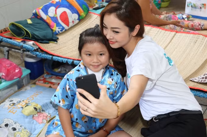 3 mẹo chăm con khoa học của Hoa hậu Jennifer Phạm ảnh 1 polyad