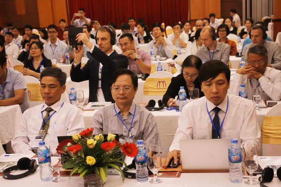 Đại biểu tham dư Hội thảo.