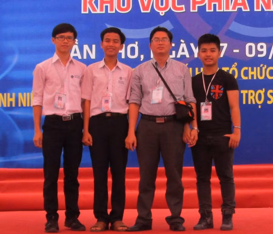 Thầy giáo trẻ truyền lửa đam mê sáng tạo khoa học ảnh 1