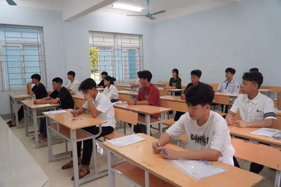 Thí sinh dự thi tại huyện Nậm Nhùn (Lai Châu).
