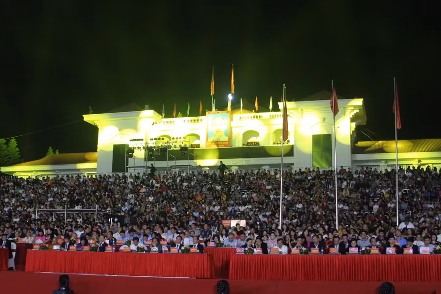 Chương trình thu hút đông đảo du khách tham dự.